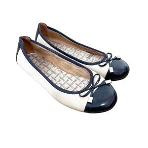 Vionic Black Cream Leather Minna Flats Sz 8